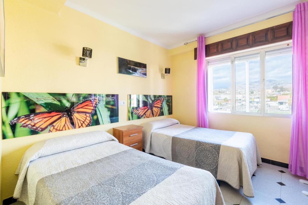 Valparaiso Apartment 50 Mts From Beach, Pools, Sea Views, Tenis, Terrace Алгаробо-Коста Екстериор снимка